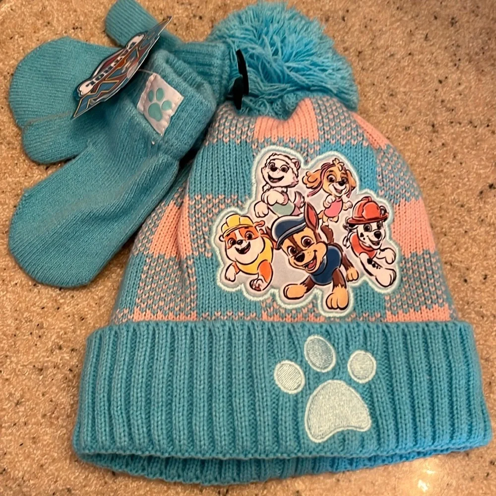 Nickelodeon brand Paw Patrol hat & mittens set- NWT